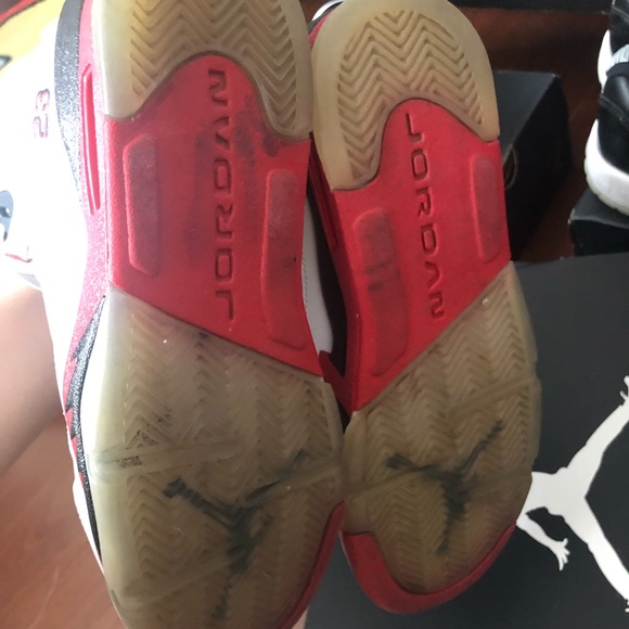 Air Jordan’s 5 fire reds - Picture 8 of 8